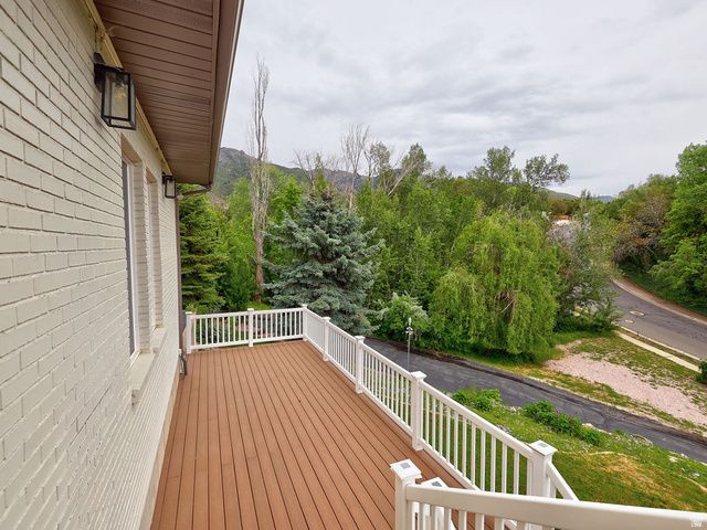 198 OAKWOOD DR, Layton, UT 84040
