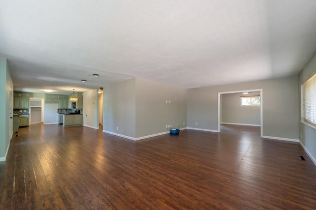 2441 Drayton Dr, Sacramento, CA 95825