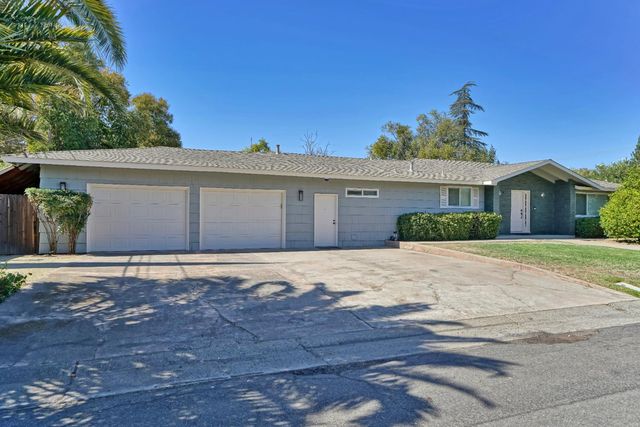 2441 Drayton Dr, Sacramento, CA 95825