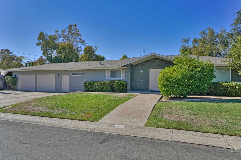 2441 Drayton Dr, Sacramento, CA 95825