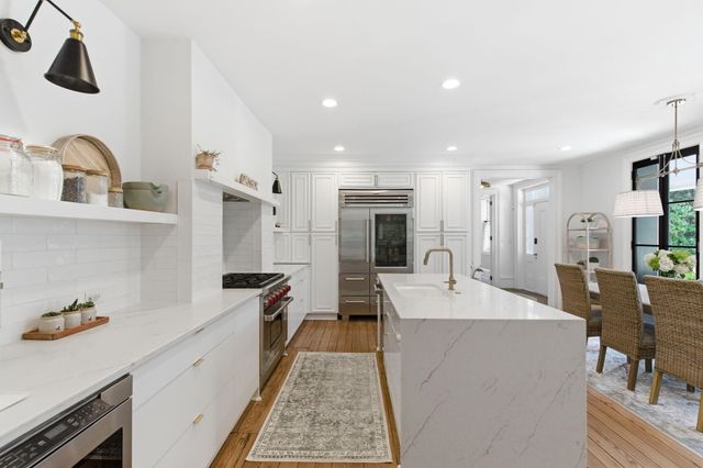 89 Ashley Avenue, Charleston, SC 29401