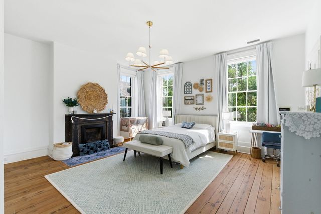 89 Ashley Avenue, Charleston, SC 29401