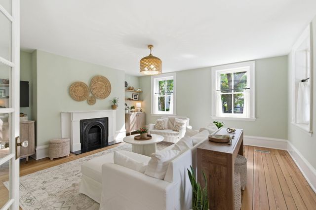 89 Ashley Avenue, Charleston, SC 29401