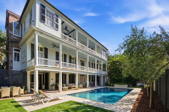 89 Ashley Avenue, Charleston, SC 29401