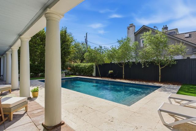 89 Ashley Avenue, Charleston, SC 29401