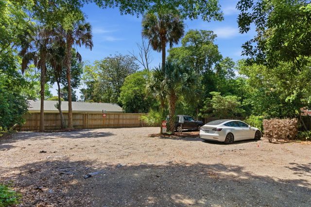 89 Ashley Avenue, Charleston, SC 29401