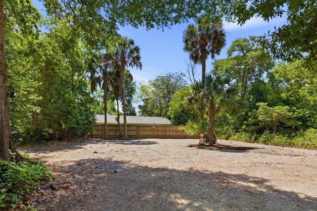 89 Ashley Avenue, Charleston, SC 29401
