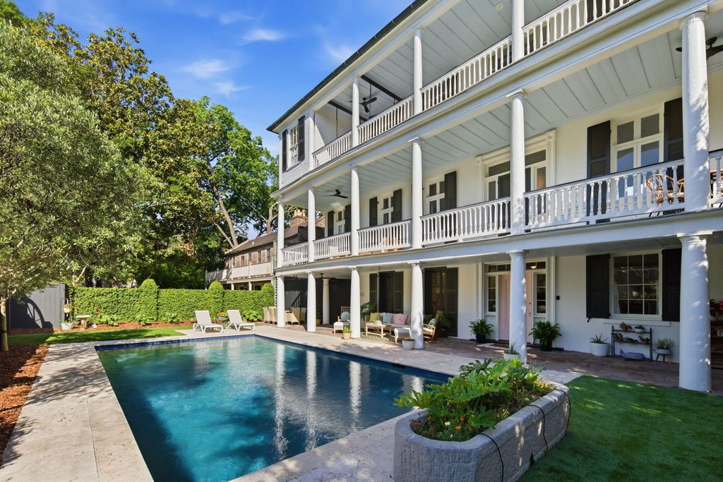 89 Ashley Avenue, Charleston, SC 29401