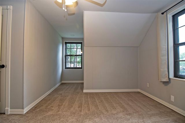 2410 Valley Drive, Brenham, TX 77833