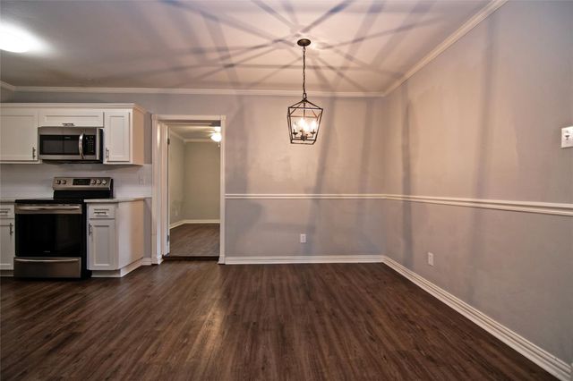 2410 Valley Drive, Brenham, TX 77833
