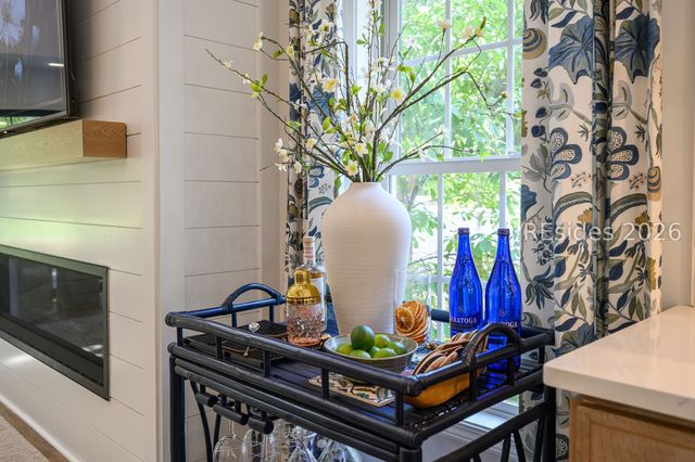 27 Wax Myrtle Ct, Hilton Head Island, SC 29926