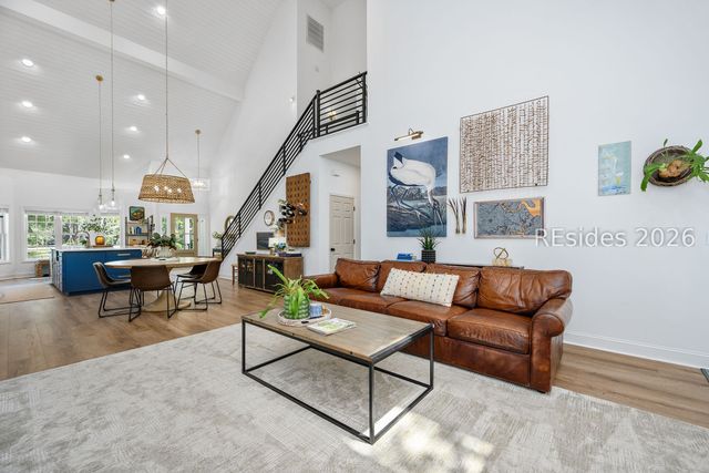 27 Wax Myrtle Ct, Hilton Head Island, SC 29926