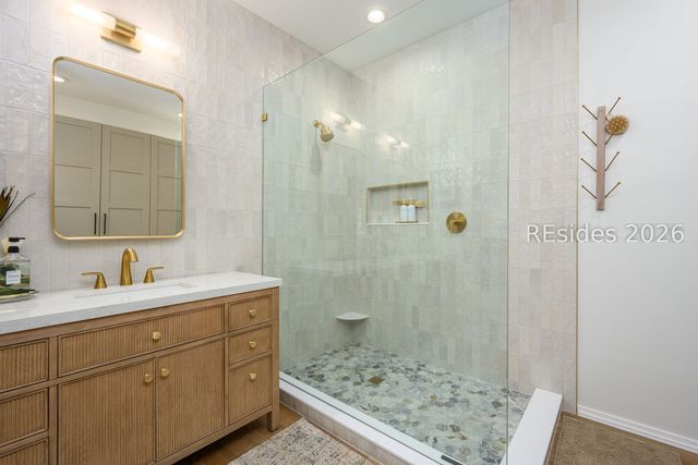27 Wax Myrtle Ct, Hilton Head Island, SC 29926