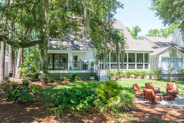 27 Wax Myrtle Ct, Hilton Head Island, SC 29926