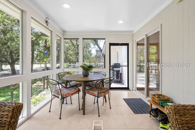27 Wax Myrtle Ct, Hilton Head Island, SC 29926