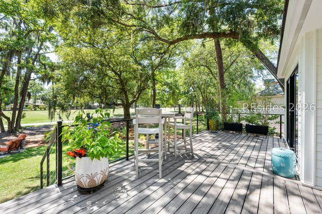 27 Wax Myrtle Ct, Hilton Head Island, SC 29926