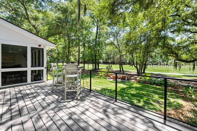 27 Wax Myrtle Ct, Hilton Head Island, SC 29926
