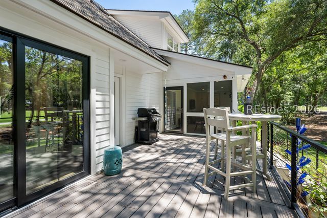 27 Wax Myrtle Ct, Hilton Head Island, SC 29926