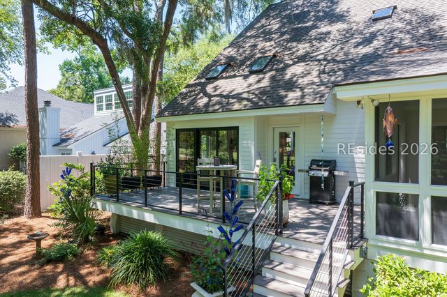27 Wax Myrtle Ct, Hilton Head Island, SC 29926