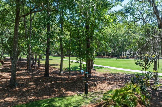 27 Wax Myrtle Ct, Hilton Head Island, SC 29926