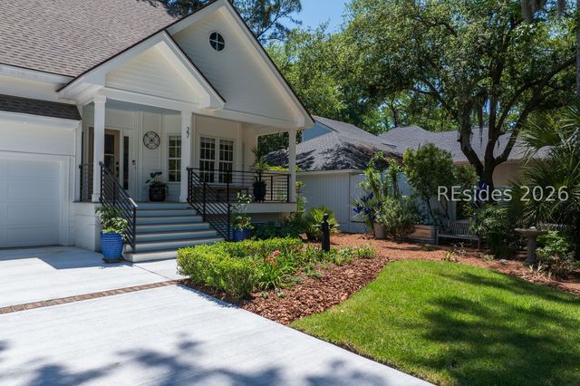 27 Wax Myrtle Ct, Hilton Head Island, SC 29926