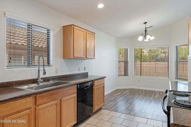 60958 E Cantle Court, Tucson, AZ 85739