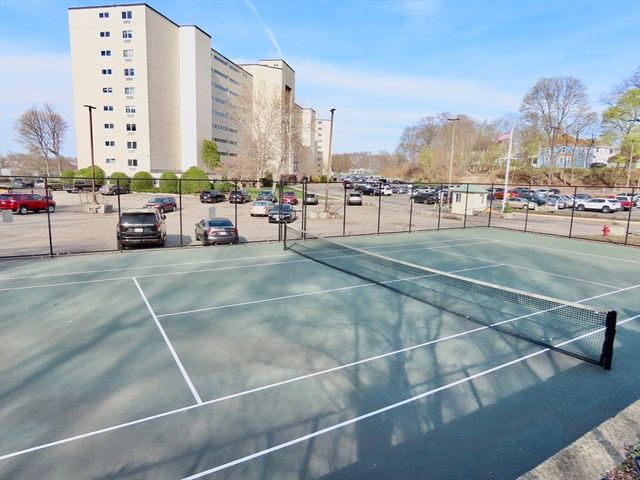 200 Cove Way 113, Quincy, MA 02169