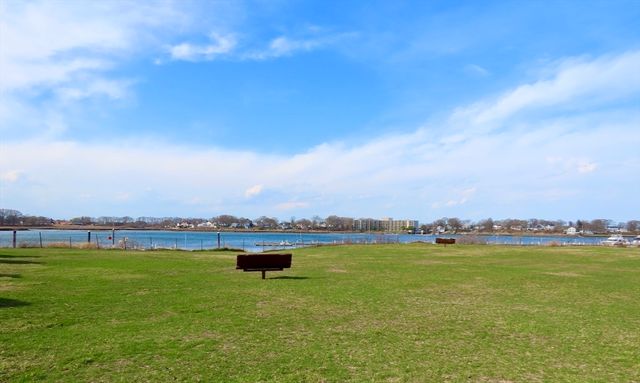 200 Cove Way 113, Quincy, MA 02169