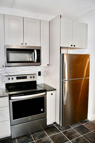 200 Cove Way 113, Quincy, MA 02169