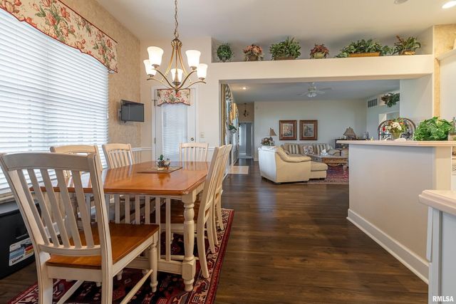 1410 BRADFORD Lane, Carbondale, IL 62901