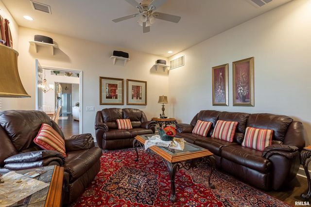 1410 BRADFORD Lane, Carbondale, IL 62901