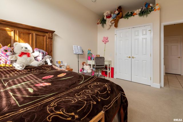 1410 BRADFORD Lane, Carbondale, IL 62901