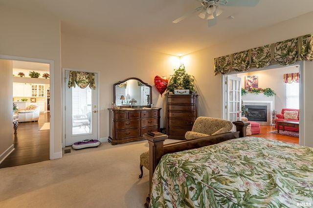 1410 BRADFORD Lane, Carbondale, IL 62901