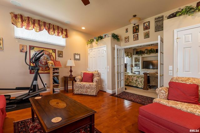 1410 BRADFORD Lane, Carbondale, IL 62901