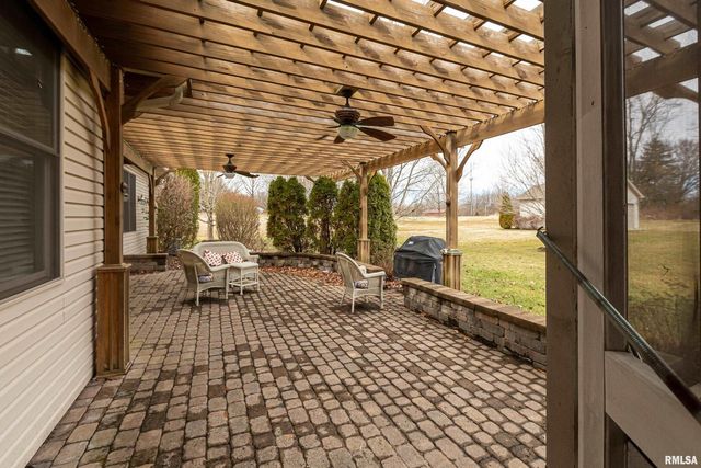 1410 BRADFORD Lane, Carbondale, IL 62901