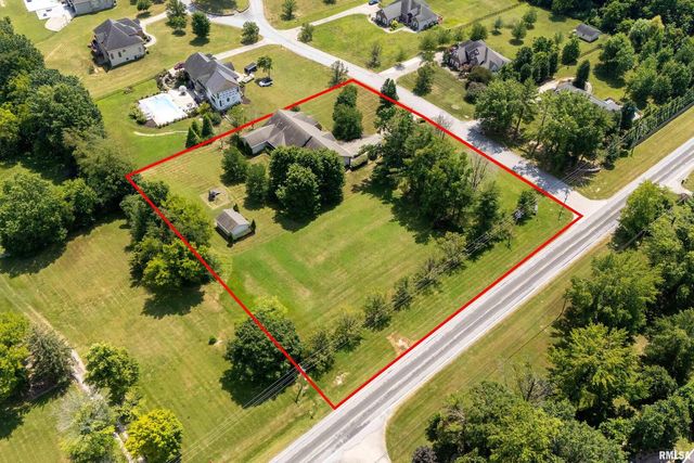 1410 BRADFORD Lane, Carbondale, IL 62901