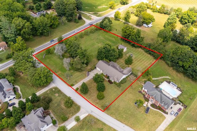 1410 BRADFORD Lane, Carbondale, IL 62901