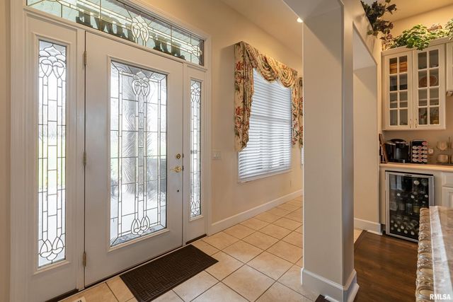 1410 BRADFORD Lane, Carbondale, IL 62901