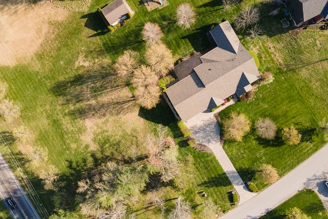 1410 Bradford Lane, Carbondale, IL 62901