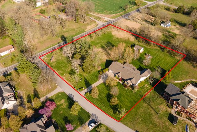 1410 Bradford Lane, Carbondale, IL 62901