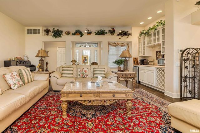 1410 BRADFORD Lane, Carbondale, IL 62901