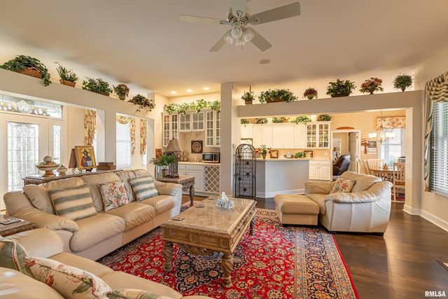 1410 BRADFORD Lane, Carbondale, IL 62901