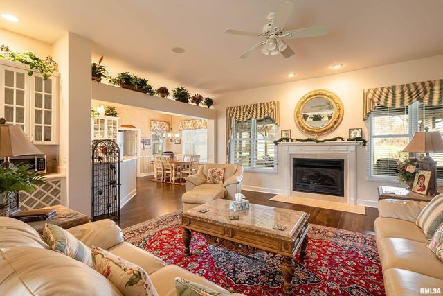 1410 BRADFORD Lane, Carbondale, IL 62901