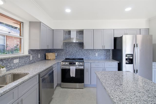 11022 Dunaway Drive, Dallas, TX 75228