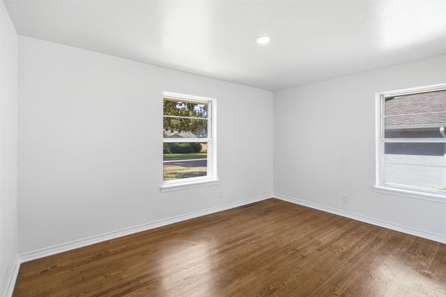 11022 Dunaway Drive, Dallas, TX 75228