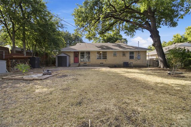 11022 Dunaway Drive, Dallas, TX 75228