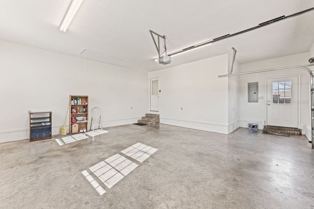 287 Shasteen Bend Dr, Winchester, TN 37398