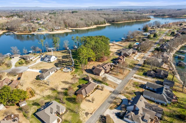 287 Shasteen Bend Dr, Winchester, TN 37398