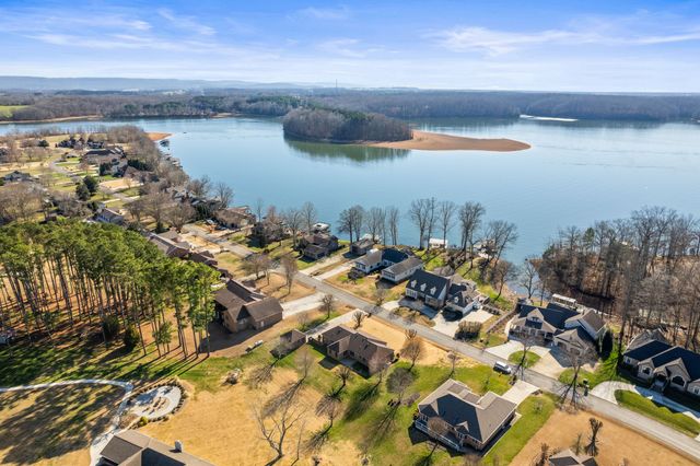 287 Shasteen Bend Dr, Winchester, TN 37398