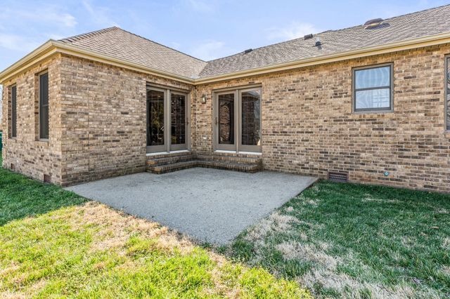 287 Shasteen Bend Dr, Winchester, TN 37398